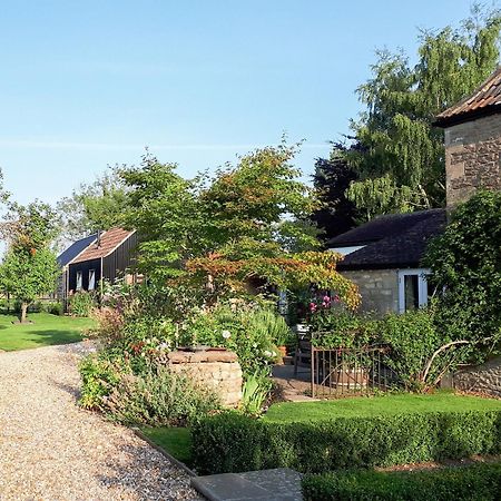 Wrens Nest Vila Chippenham  Exterior foto
